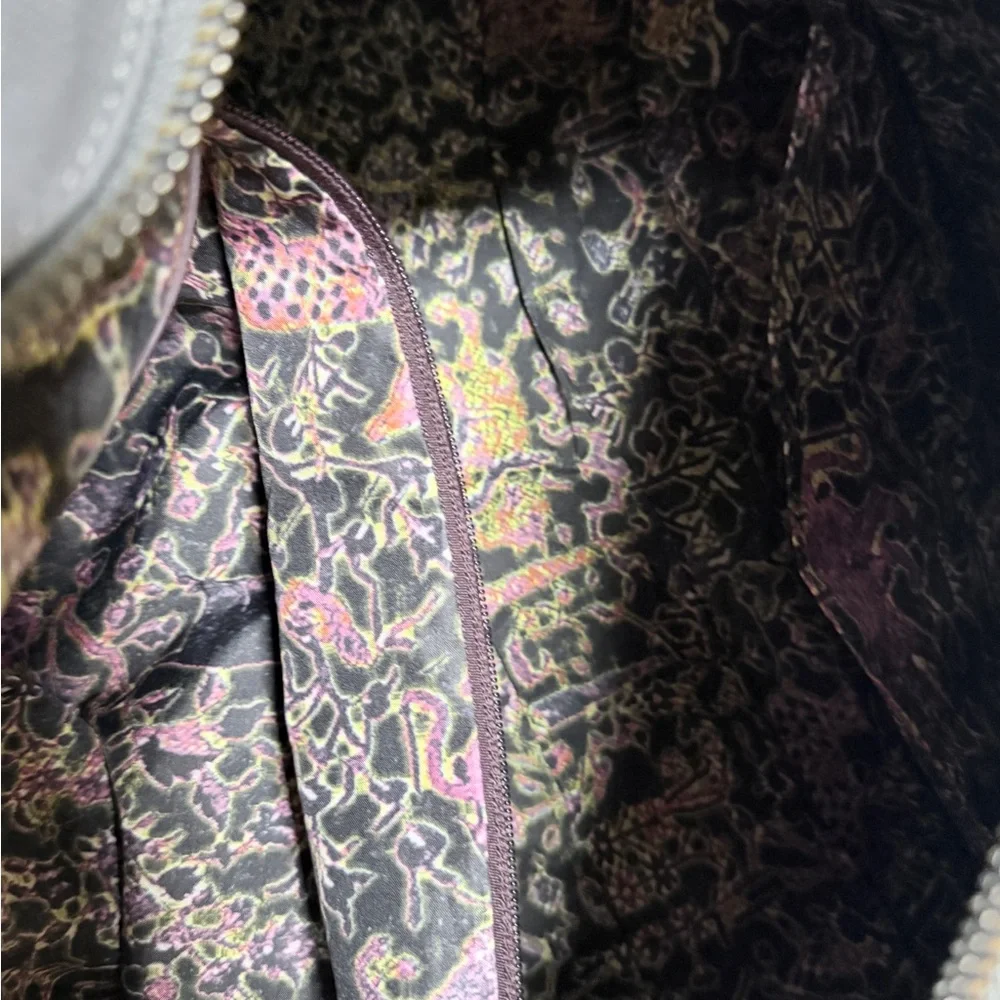 Robert Graham Charcoal and Burgundy Duffel Bag